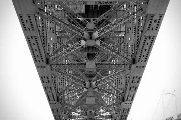 Sous le pont by Jean Mathieu Roy